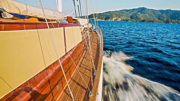 Image of Wicked Felina yacht #17