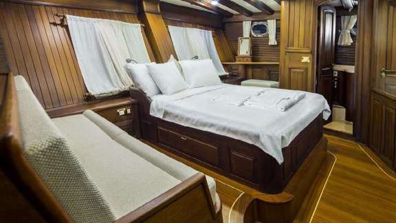 Image of Wicked Felina yacht #6