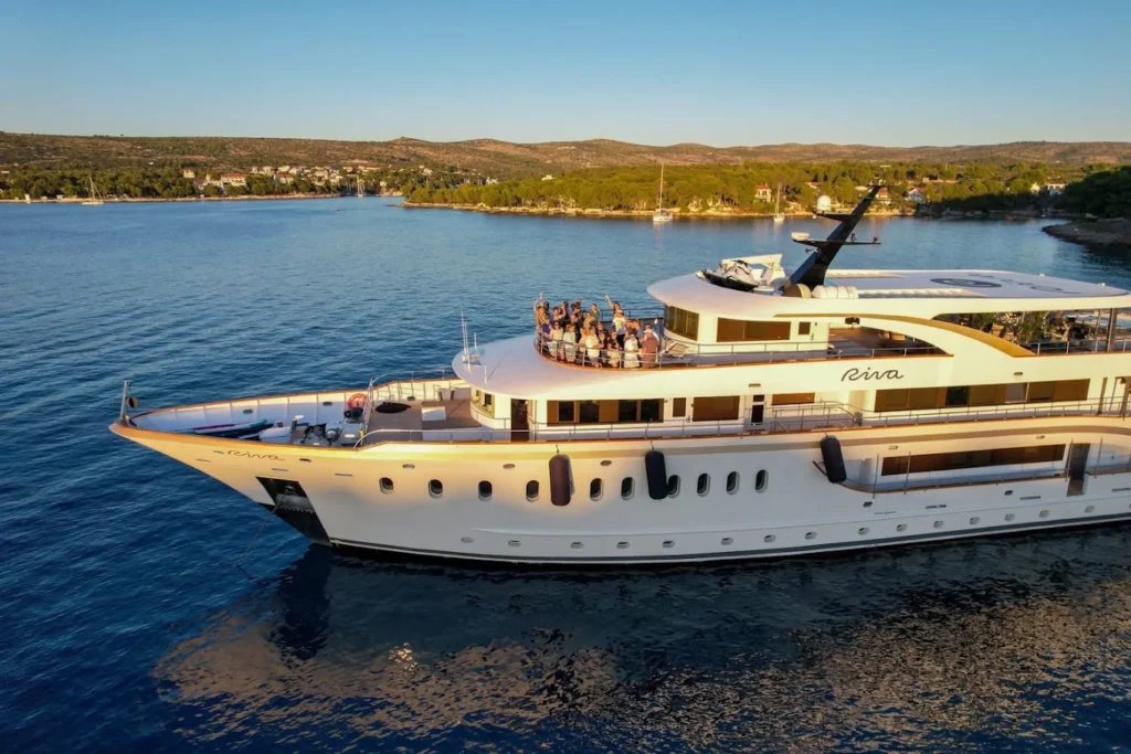 Drone photo clients on RIVA