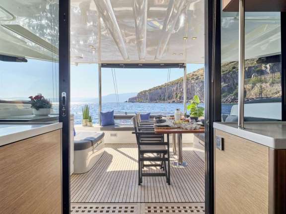 Image of ANDARE AVANTI yacht #13