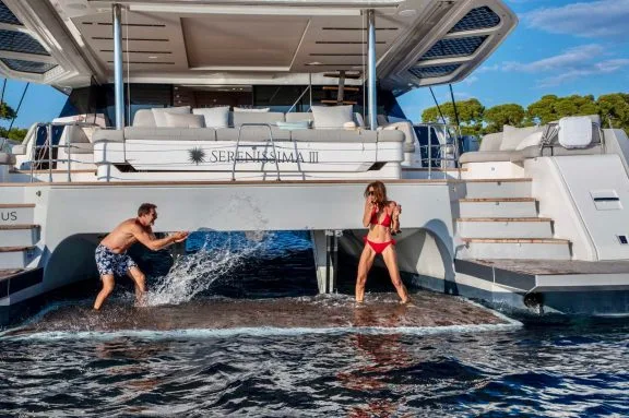 Crewed catamaram Serenissima