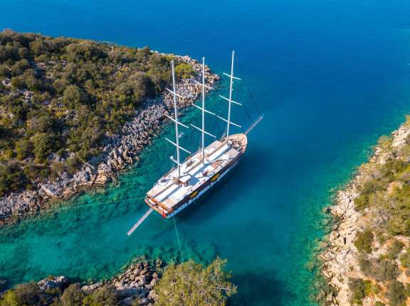 Image of ADMIRAL yacht #4