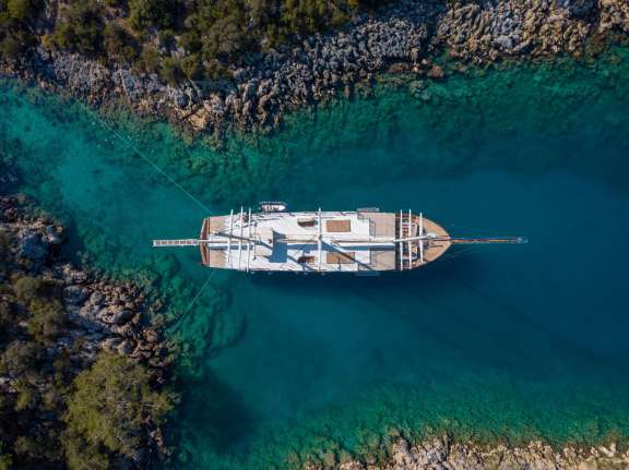 Image of ADMIRAL yacht #5