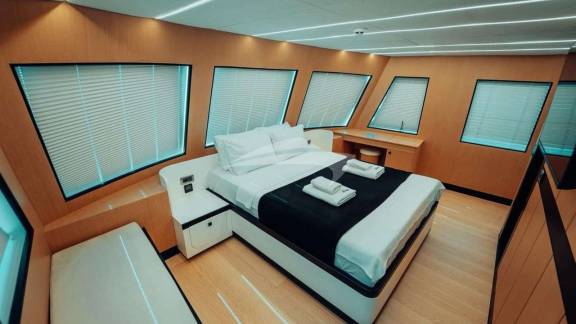 Image of BELUGA yacht #9