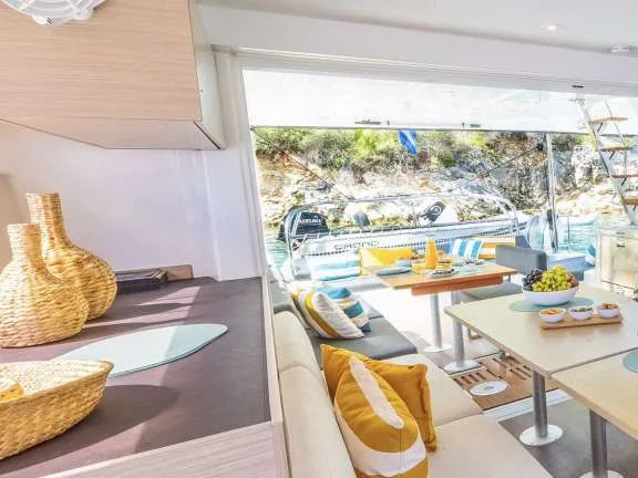 Image of SOLANA yacht #12