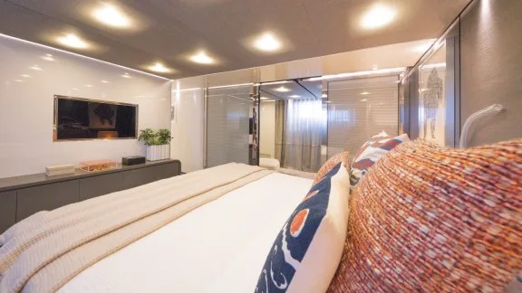 Image of RIANA II yacht #14