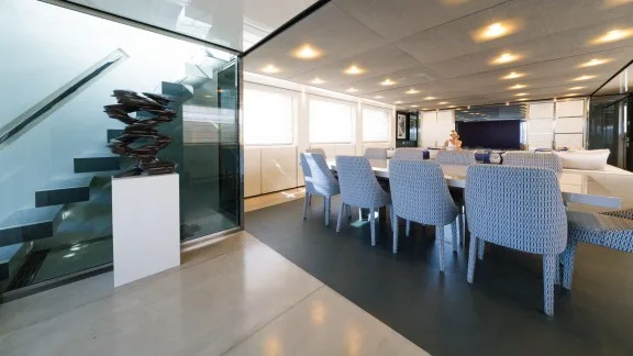 Image of RIANA II yacht #4