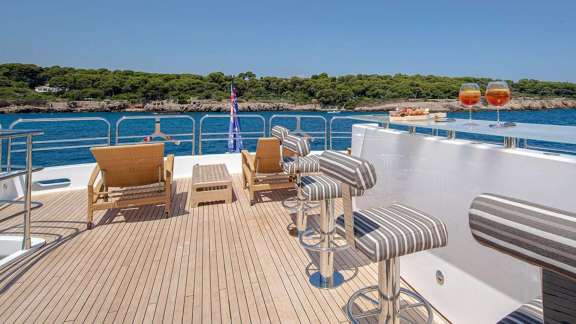 Sundeck Bar
