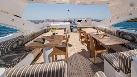 Sundeck