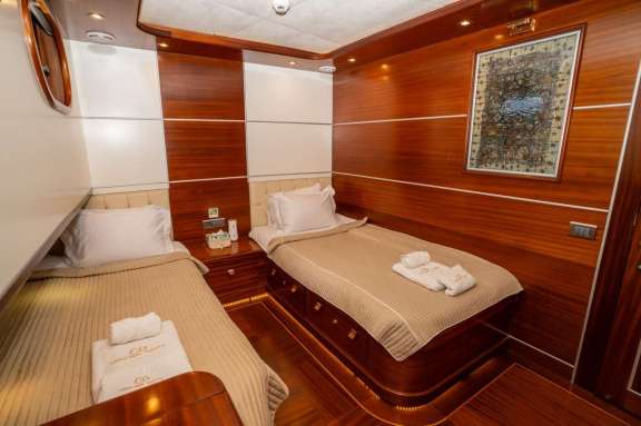 Image of CARPE DIEM 5 yacht #16