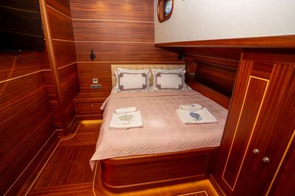 Image of CARPEDIEM CORAL yacht #16