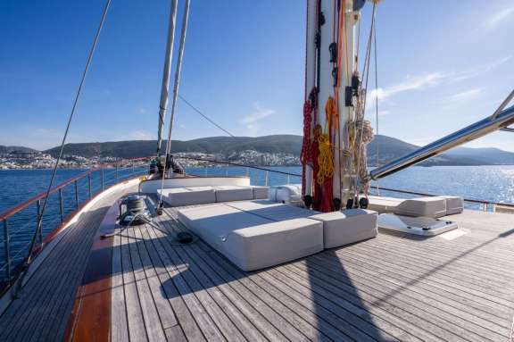 Image of CARPEDIEM CORAL yacht #18