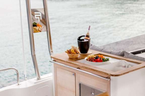 Flybridge fridge