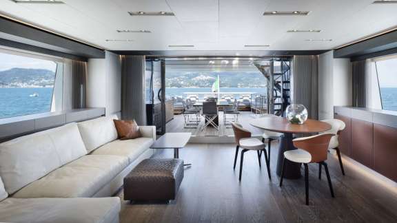 Sky Lounge