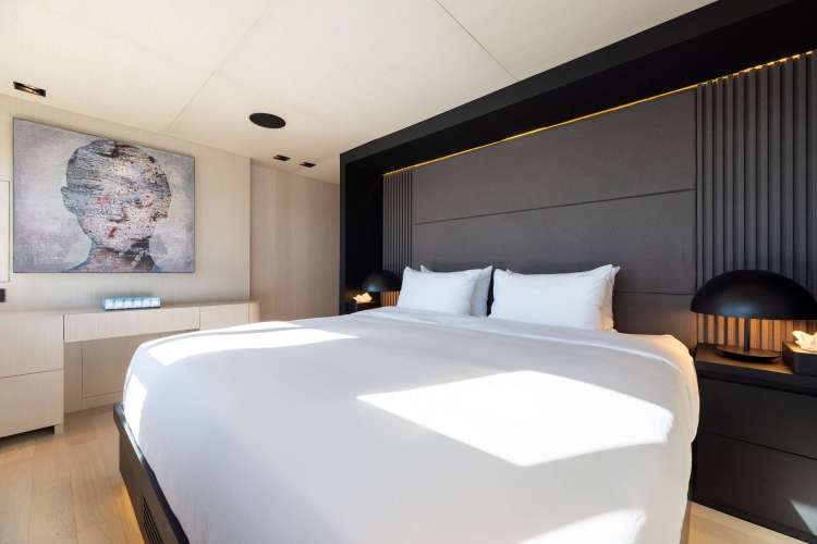 VIP Cabin