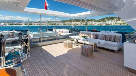 Sundeck
