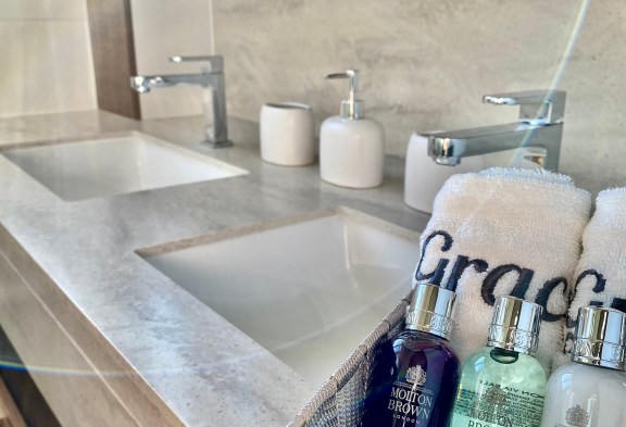 GRACE Bathroom Details