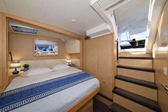 Image of LARGO WINCH yacht #7