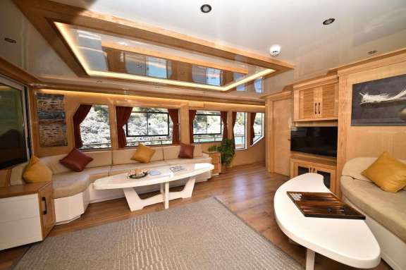 Image of COMPASS yacht #2