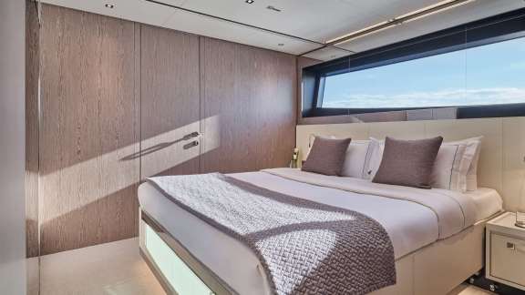 VIP Suite II