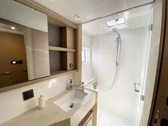 Image of MOONDANCE yacht #7