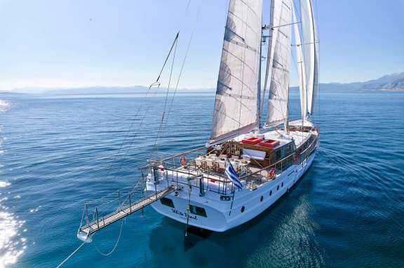 Image of WHITE PEARL yacht #4