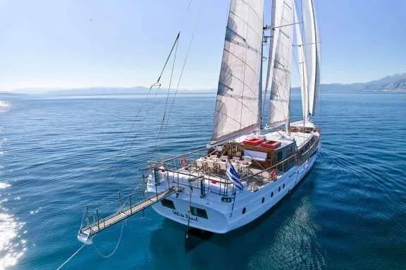Image of WHITE PEARL yacht #4