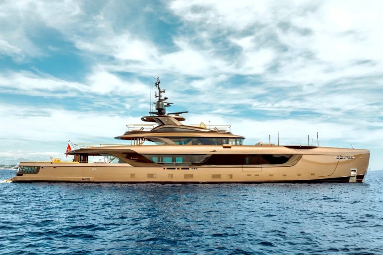 Top 10 Brand-New Luxury Motor Yachts for Charter in Greece | 2024-2026 Builds
