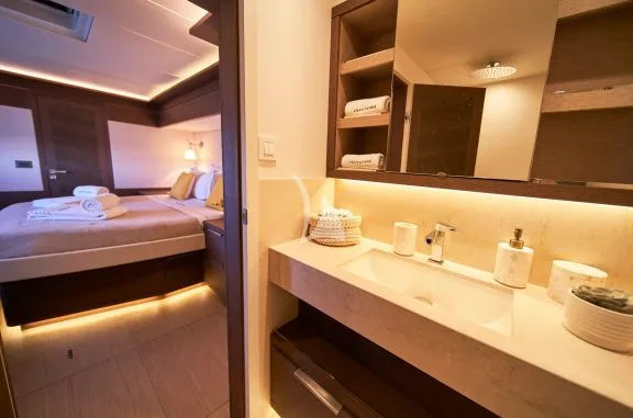Bathroom's Cabin