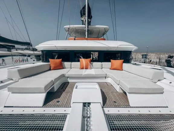 Fore deck - Relaxing area