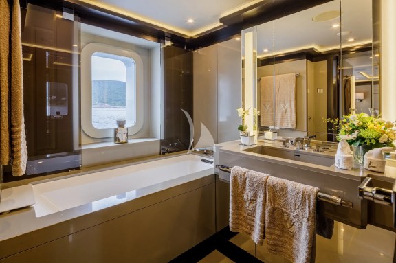 Image of LADY VERA yacht #49