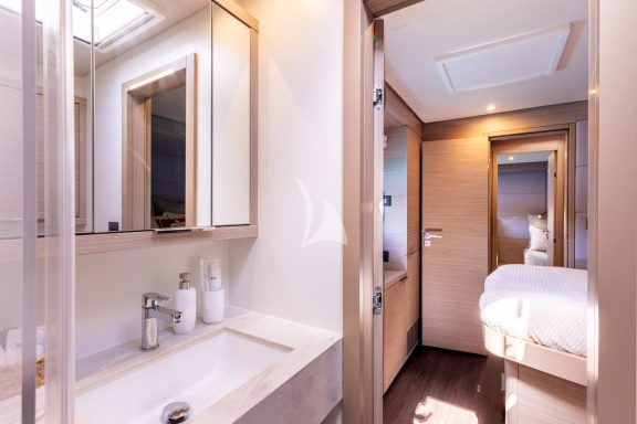 Master Cabin Bathroom