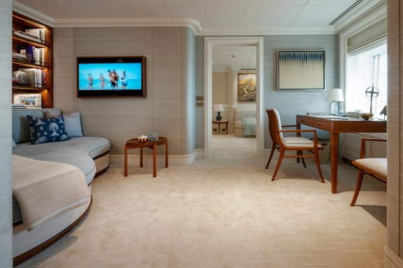 Master cabin office