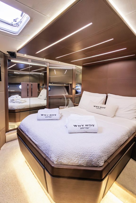 Image of WHY NOT yacht #9