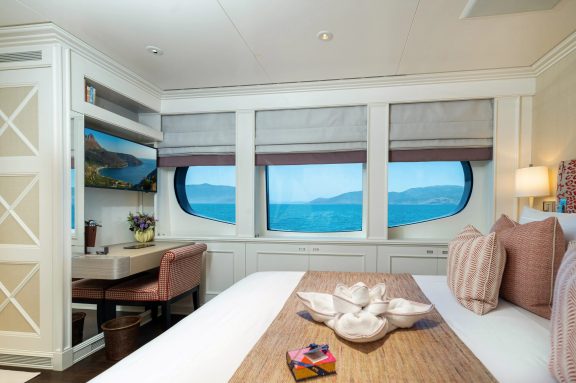 VIP cabin main deck
