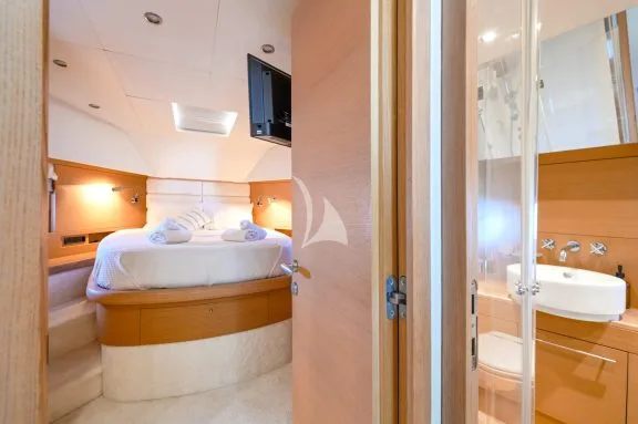 Image of BLUEWAVE yacht #26