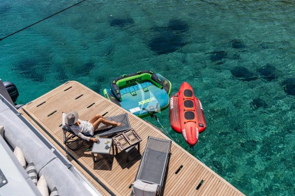 Image of CALM DOWN yacht #6