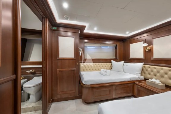 Image of HAG yacht #35