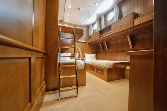 Guest Triple Cabin