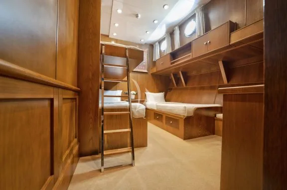 Guest Triple Cabin