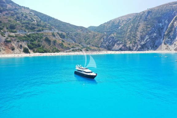 Image of ZOI yacht #19