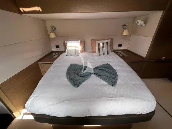 Guest cabin