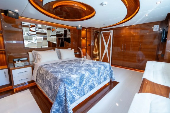 Image of Long Island yacht #21