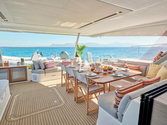 Aft deck dining table