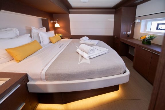 Guest cabin