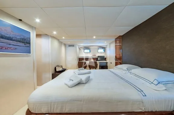 Image of THEION yacht #14