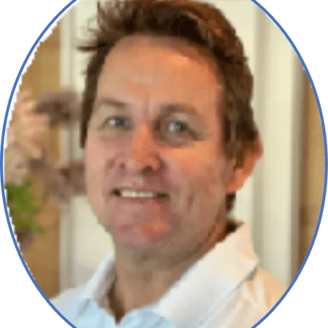 Crew of FRIENDSHIP|ANDREW RUBULIS — First Officer