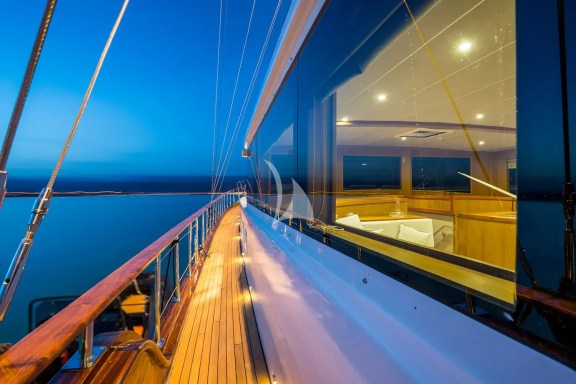 Side Deck