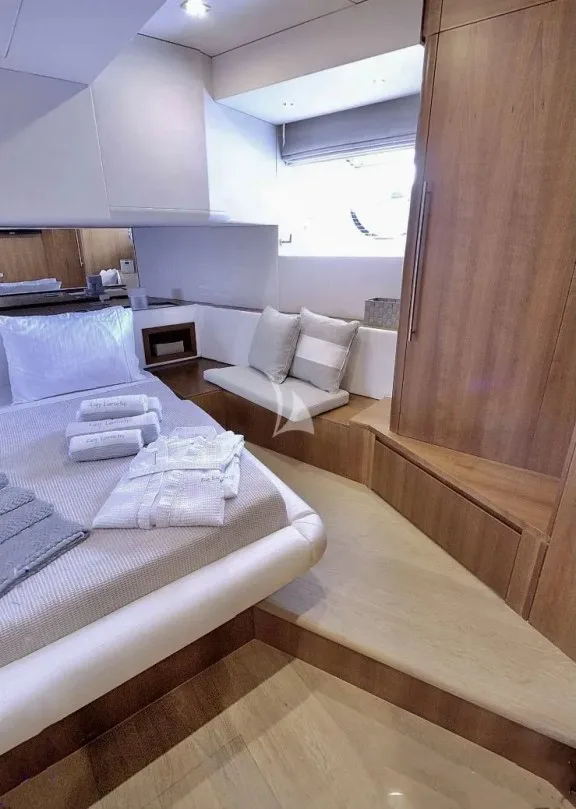 VIP Cabin