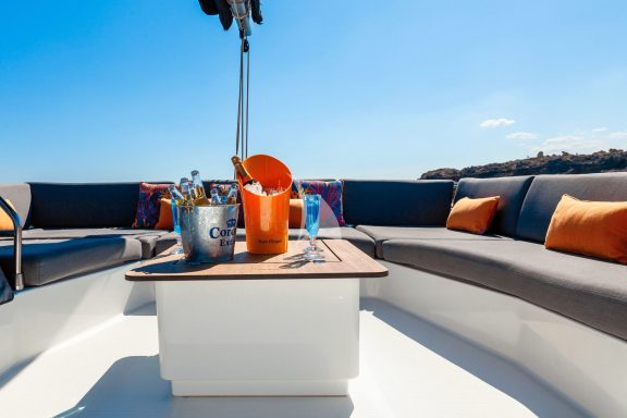 Flybridge sitting area